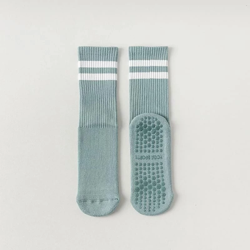 Calcetines de yoga de algodón antideslizantes de media caña con amortiguación para pilates y deportes.