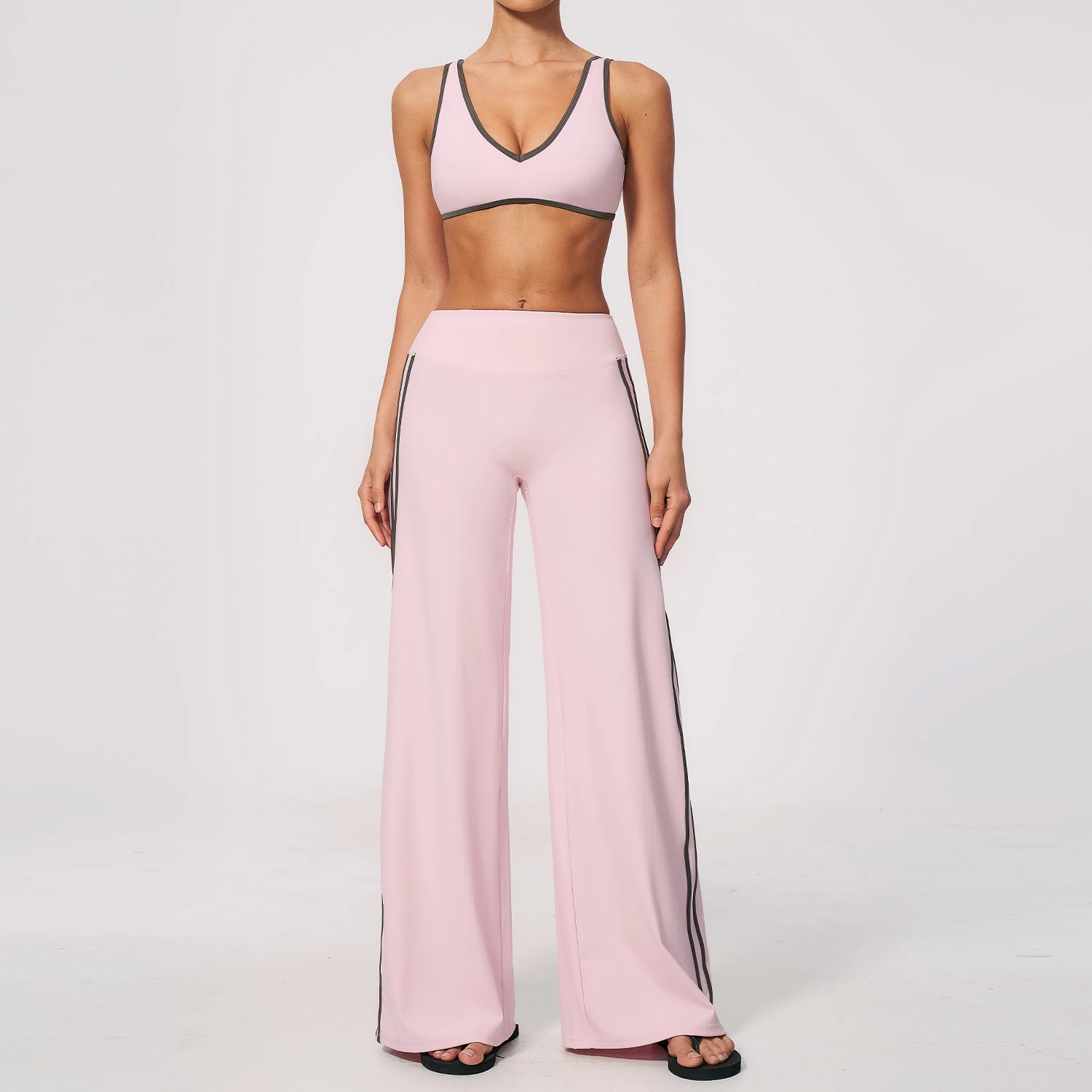 Wholesale Women's Gym Clothes, Workout Clothes Wholesale, Gym Clothes Manufacturer